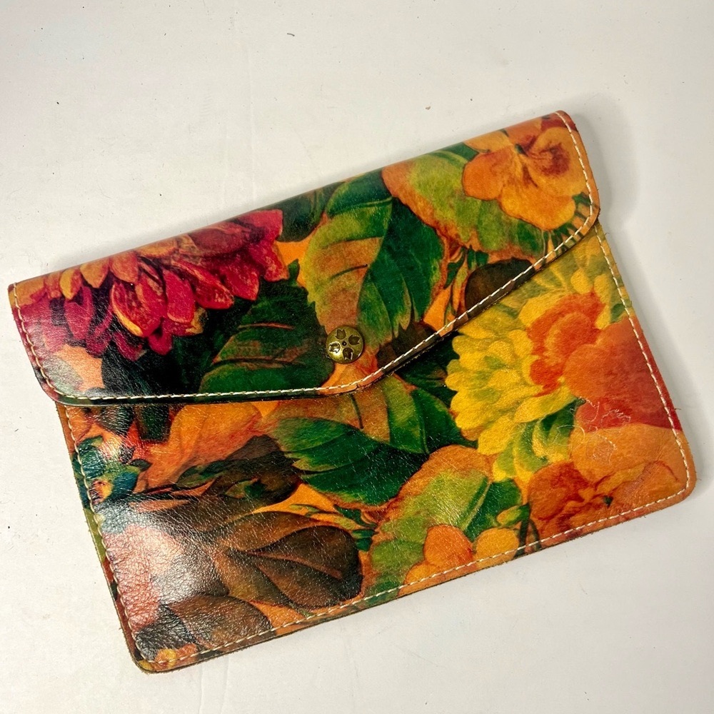 Patricia Nash Envelope Clutch NWOT